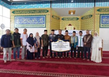 LazisMu dan BPKH Serahterimakan Program Renovasi Masjid Al-Hikmah Tigaras