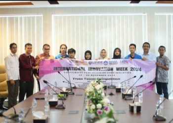 UMSU Lepas 6 Mahasiswa Fakultas Teknik Ikuti International Innovation Week di Malaysia