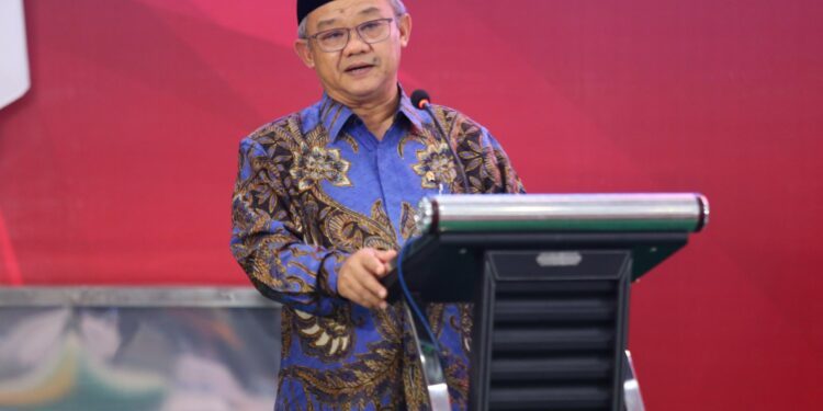 Abdul Mu’ti Sebut Salat Sebagai Pembentuk Karakter Utama