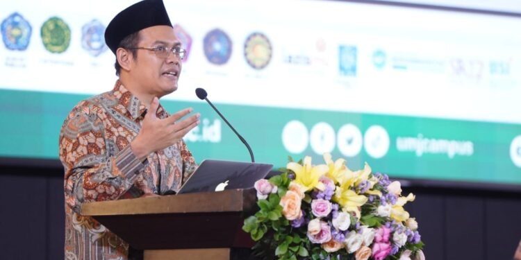 Najib Burhani Ungkap Sisi Lain Gerakan #KaburAjaDulu yang Viral di Media Sosial