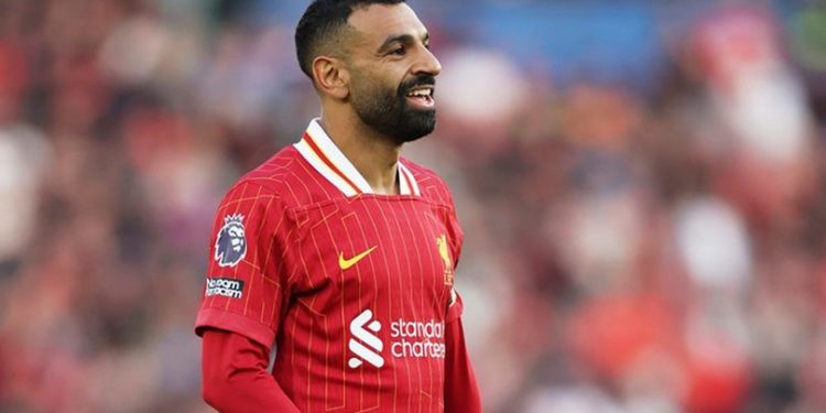 Mohamed Salah Jadi Pemain Terbaik Premier League 2024/2025