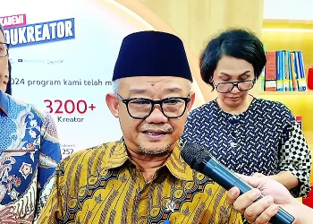 Mendikdasmen Kurangi Jam Tatap Muka, Guru hanya Wajib Mengajar 16 Jam