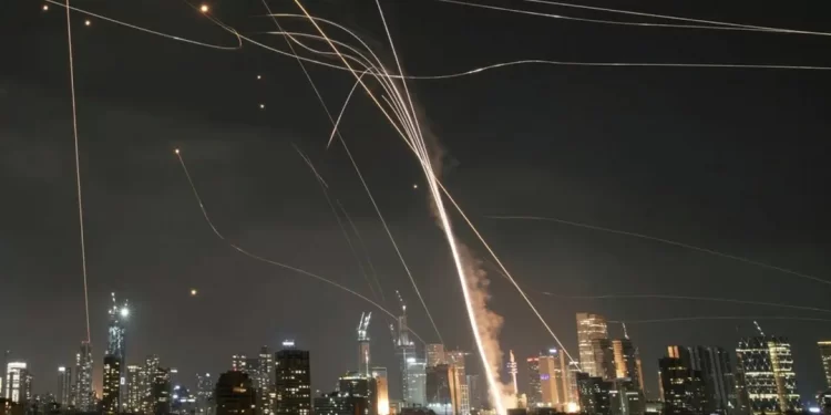 Konflik Israel – Iran Berlanjut, Ancaman Krisis Global di Depan Mata