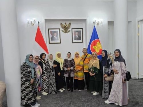 Dubes RI di Uzbekistan Siti Ruhaini Dzuhayatin  Sampaikan Pesan Penting kepada PW Aisyiyah Sumut