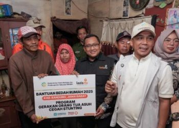 Kemendukbangga Gandeng Lazismu Bedah Rumah Keluarga Berisiko Stunting Di Bandung