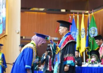 Wisuda UMSU Jadi Model, Kopertais IX: Saya Meneteskan Air Mata