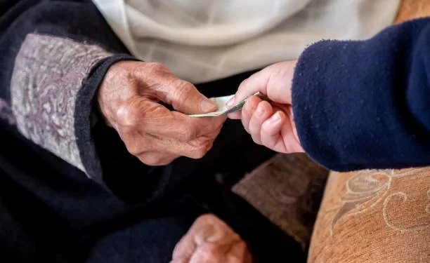 Bolehkah Zakat Mal Dialihkan untuk Kepentingan Sekolah dan Masjid?