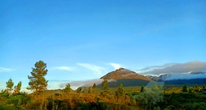 Aktivitas Gunung Api Burni Telong Naik dari Normal ke Waspada, Pendakian Diimbau Dihentikan