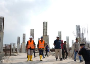 Rektor Unimuda Sorong Pujikan Pembangunan Fasilitas Muktamar 49 di Medan