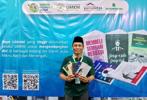 Literasi Sebagai Jihad Kebudayaan: Membaca Pentalogi Buku Khafid Sirotudin