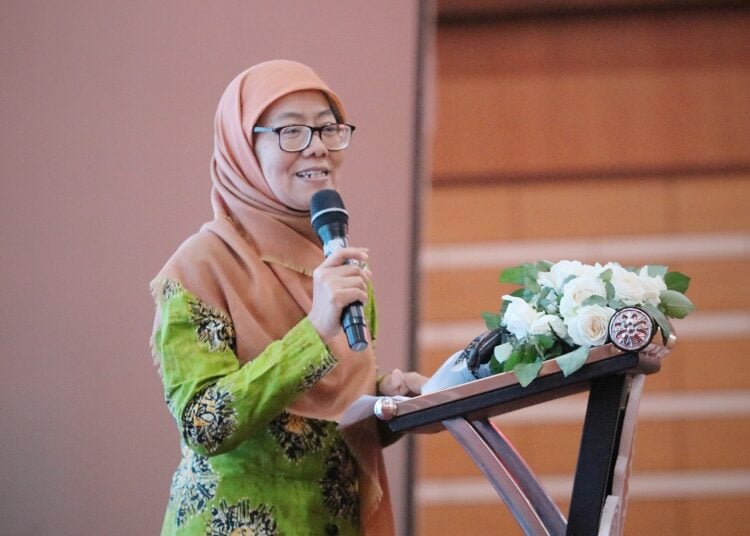 Salmah Orbayinah Ketum PP Aisyiyah