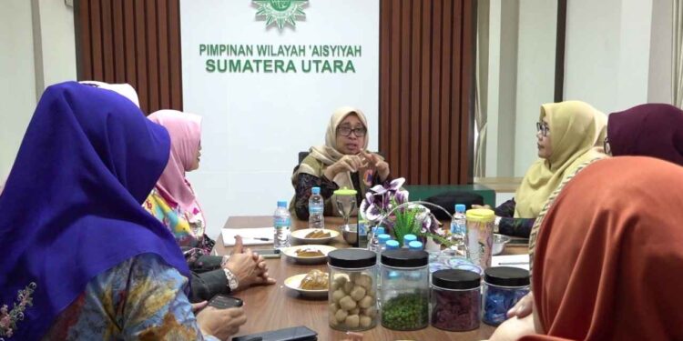 Ketua LLHPB PP ‘Aisyiyah Kunjungi PW 'Aisyiyah Sumut: Perkuat Koordinasi Penanggulangan Bencana Banjir di Sumatera Utara