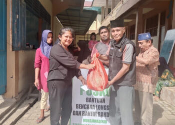 Posko Bencana Muhammadiyah Sibolga Kembali Serahkan Bantuan