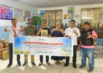 LazisMu Asahan Bersama BEM UMMAS Salurkan Bantuan Kemanusiaan ke Pemerintah Kota Sibolga