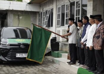Muhammadiyah Lampung Lepas Logistik, 500 Family Kit dan Tim Medis ke Sumatera Barat dan Aceh