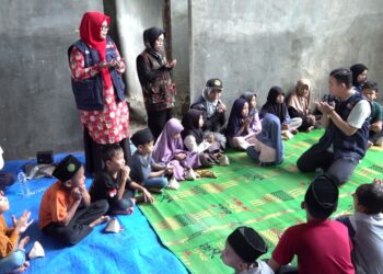 Pulihkan Trauma Warga : MDMC Hadirkan Tim Psikososial di Pos Pelayanan Bencana di Langkat