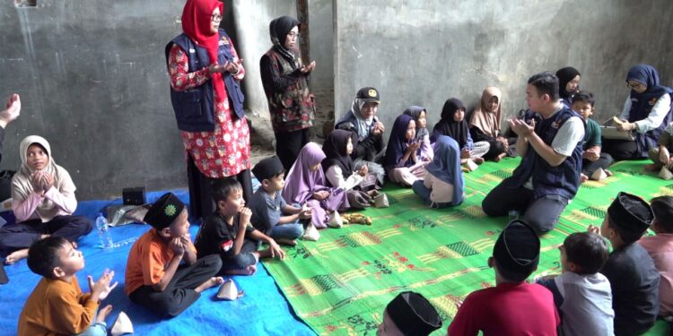 Pulihkan Trauma Warga : MDMC Hadirkan Tim Psikososial di Pos Pelayanan Bencana di Langkat