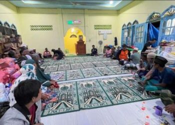 Bersama dengan Masyarakat Terdampak, MDMC Jateng Mulai Bangun Hunian Darurat di Tapsel