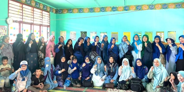 Muhammadiyah dan Aisyiyah Kunjungi Penyintas Banjir di Desa Gegarang Bintang