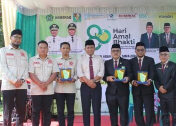 LBH-AP Muhammadiyah Terima Plakat di Resepsi HAB Kemenag Simalungun ke-80.