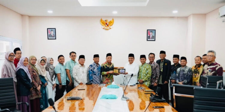 Panitia  Sumut Sosialisasi Muktamar  Muhammadiyah ke UMJ,  Rektor Siapkan Anggaran Dukung Muktamar