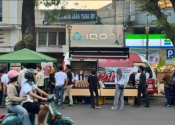 UMM Padukan Literasi, Batik Ecoprint, hingga Live Cooking dalam Ngabuburit Seru di Kayutangan