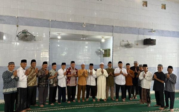 Suasana Khidmat Idul Fitri di Bilah Hulu