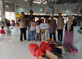 LazisMu Serahkan Bantuan di Dua Masjid di Tukka Tapanuli Tengah