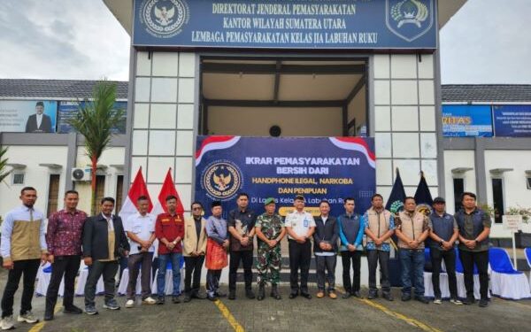 Rektor UMMAS Hadiri Apel Ikrar Pemasyarakatan Bersih