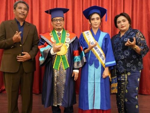 Wisudawati Kristen UMSU, Nikmati Spirit “Rahmatan Lil Alamin”