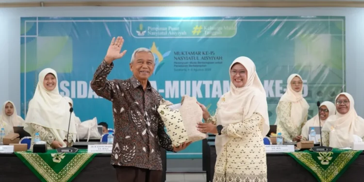 Busyro Muqoddas Dorong Nasyiatul Aisyiyah Cetak Pemimpin Berakhlak Mulia