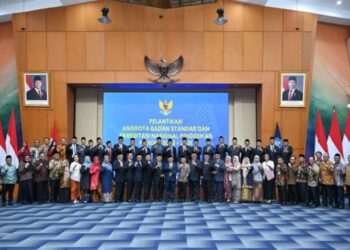 Prof. Dr. Muhammad Qorib Dilantik Menjadi Anggota BSANP