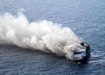 KM Sentosa 2 yang Terbakar di Laut Jawa Berisi 250 Penumpang, 5 Tewas