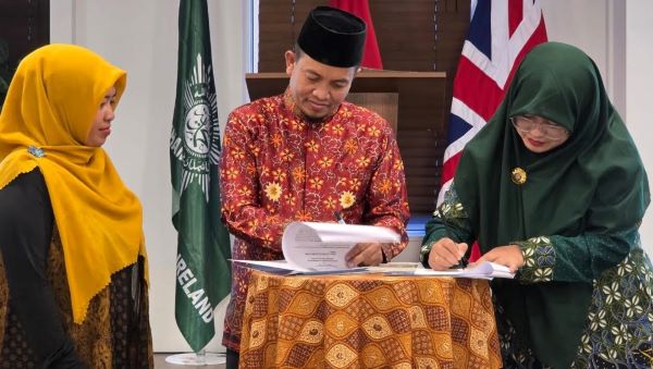UMSU Teken Kerjasama dengan PCIM Britania Raya dan Irlandia di London